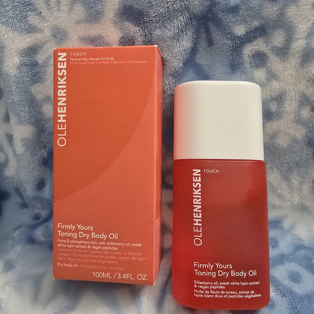 Ole Henriksen Glow Body Oil in Orange Packaging